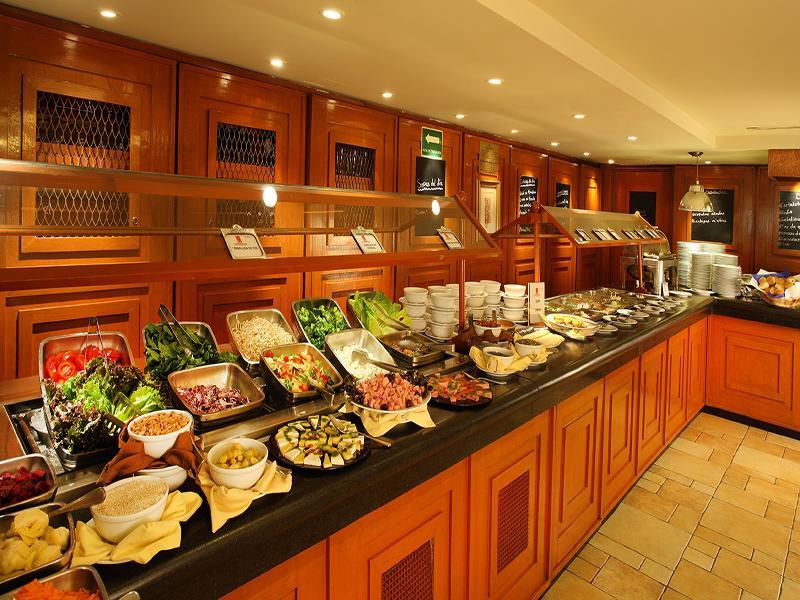 ホテル エンポリオ レフォルマ メキシコシティ エクステリア 写真 A salad bar