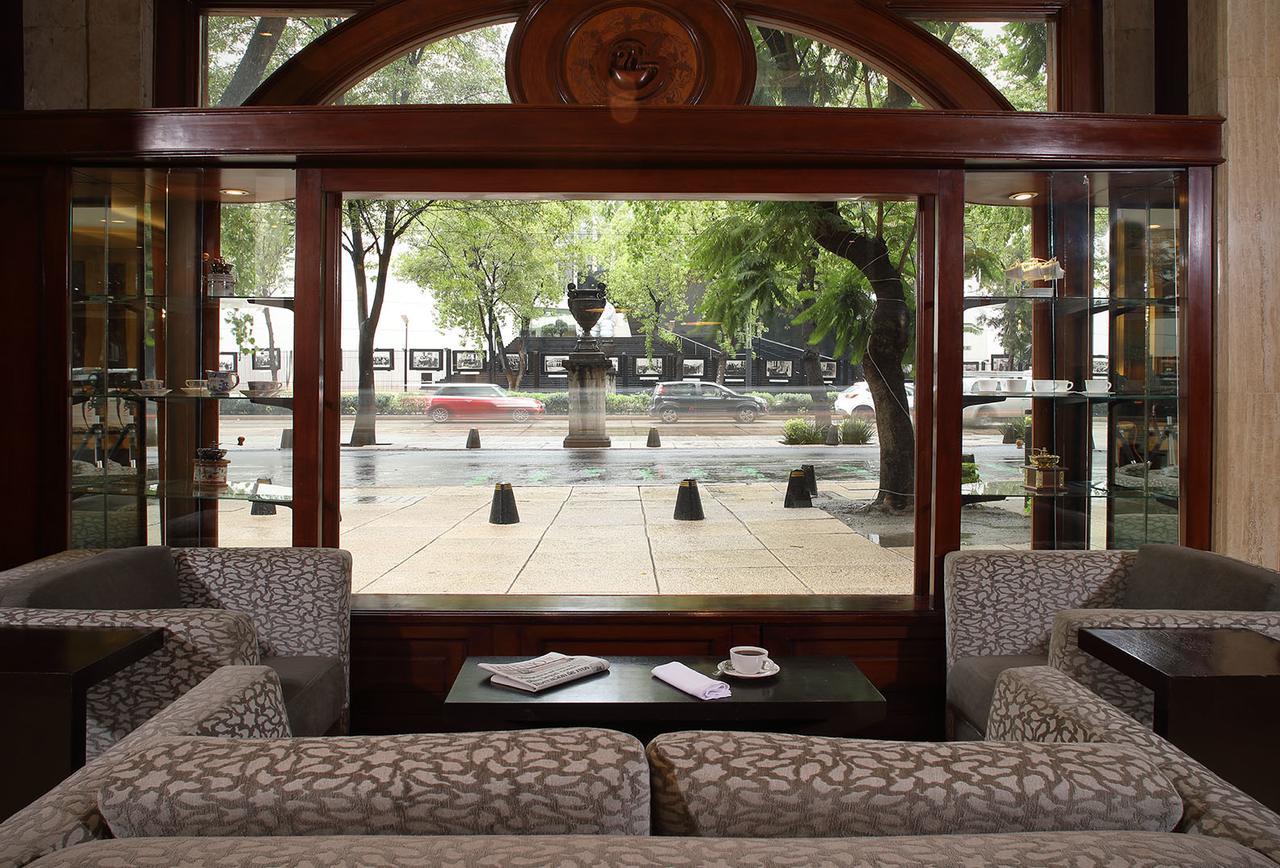 ホテル エンポリオ レフォルマ メキシコシティ エクステリア 写真 The lobby of the hotel